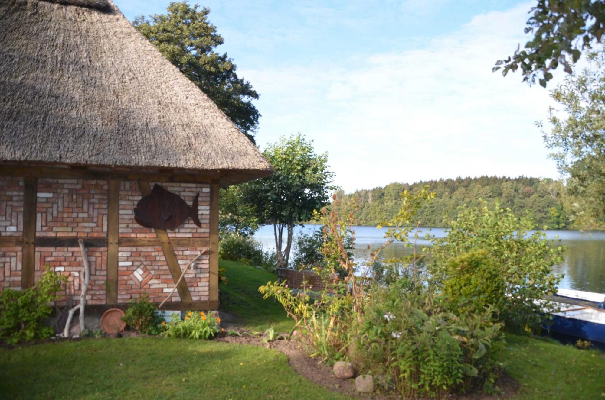 Reetdachkate Auf Gestuet Schierensee Grebin Bagian luar foto